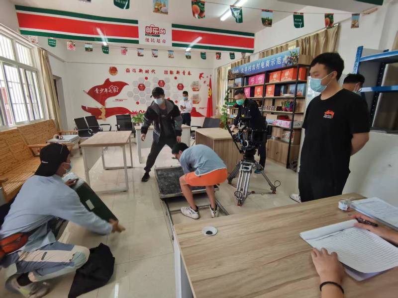 宁城县广告片拍摄公司：极简主义践行者，少即是多的视觉哲学